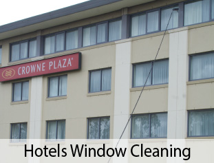 Hotels-Window-Cleaning