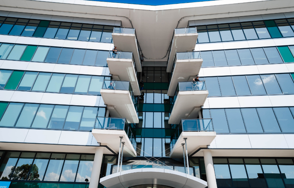 Shimmer Glass and Pressure Cleaning services Beaumont Strata