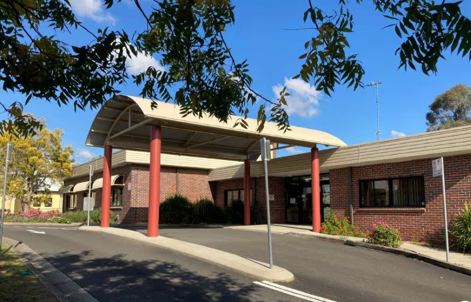 Shimmer Glass and Pressure Cleaning services Hawkesbury City Council Sydney
